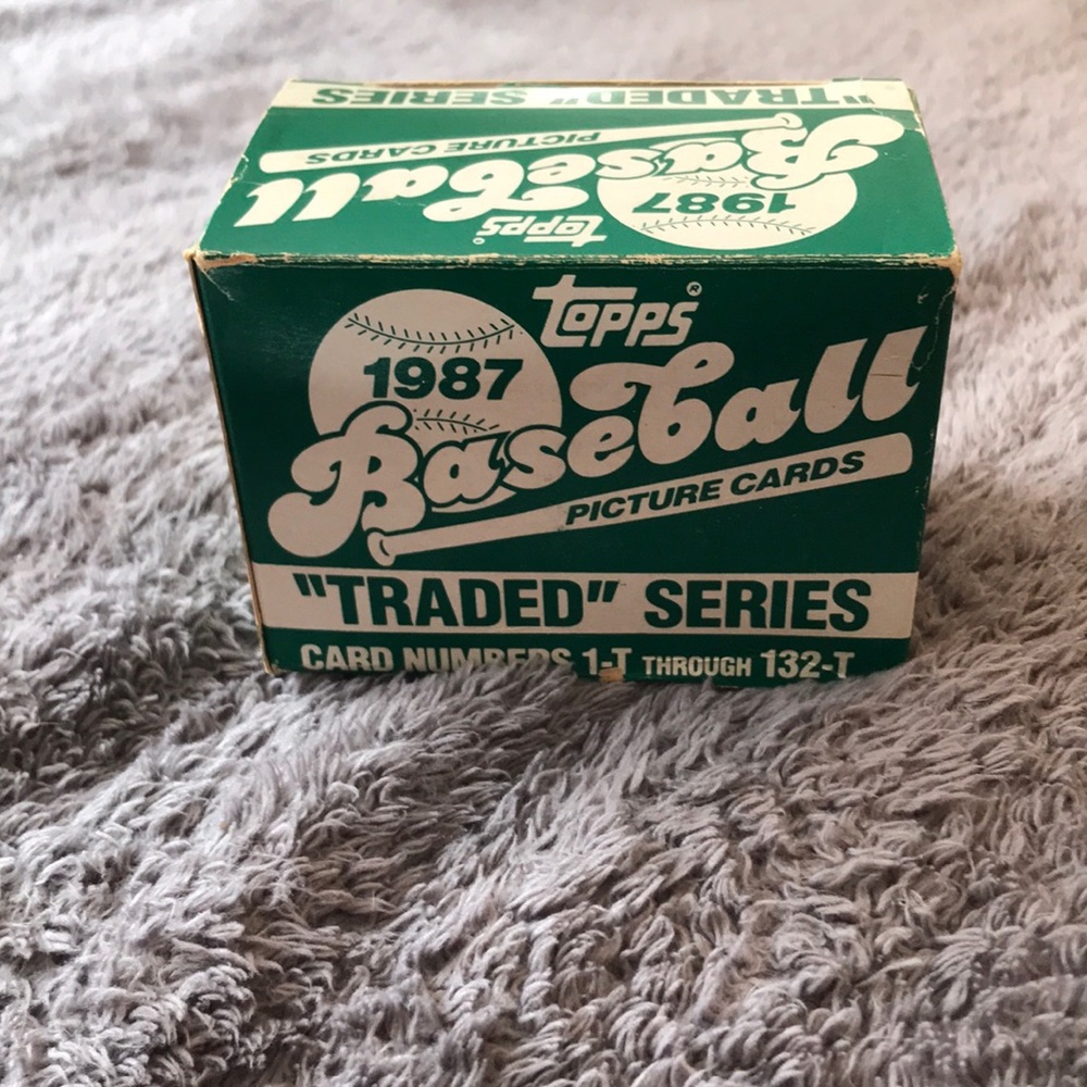 MLB cards topps 1987 traded series